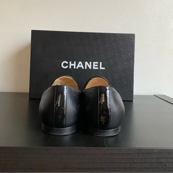 EUC Chanel CC Lambskin Quilted Leather Loafers Flats size 37.5 fits 6.5 - Picture 4 of 11